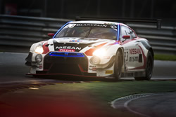 日産、過酷なスパ24時間レースを完走